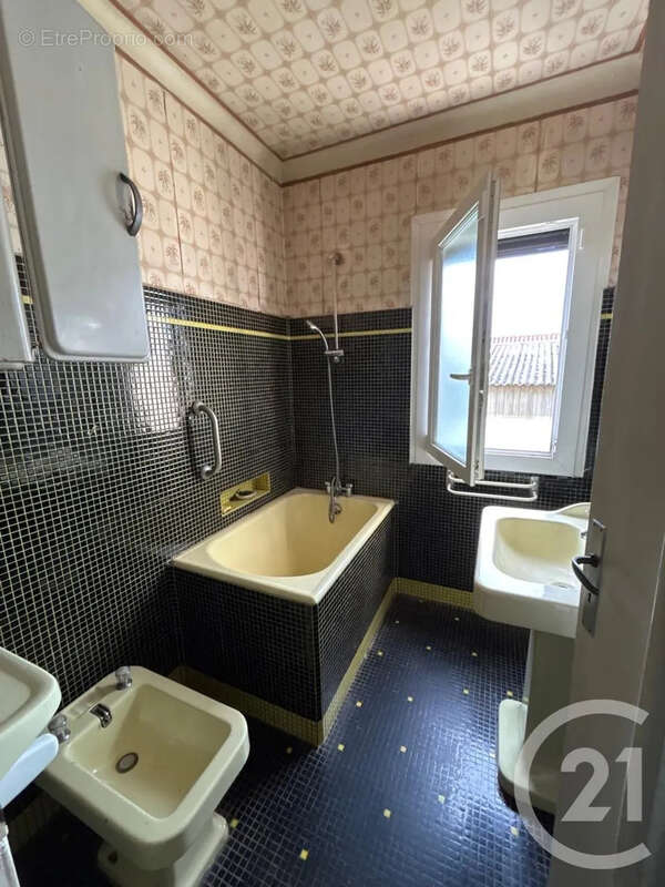 Maison à CASTELCULIER