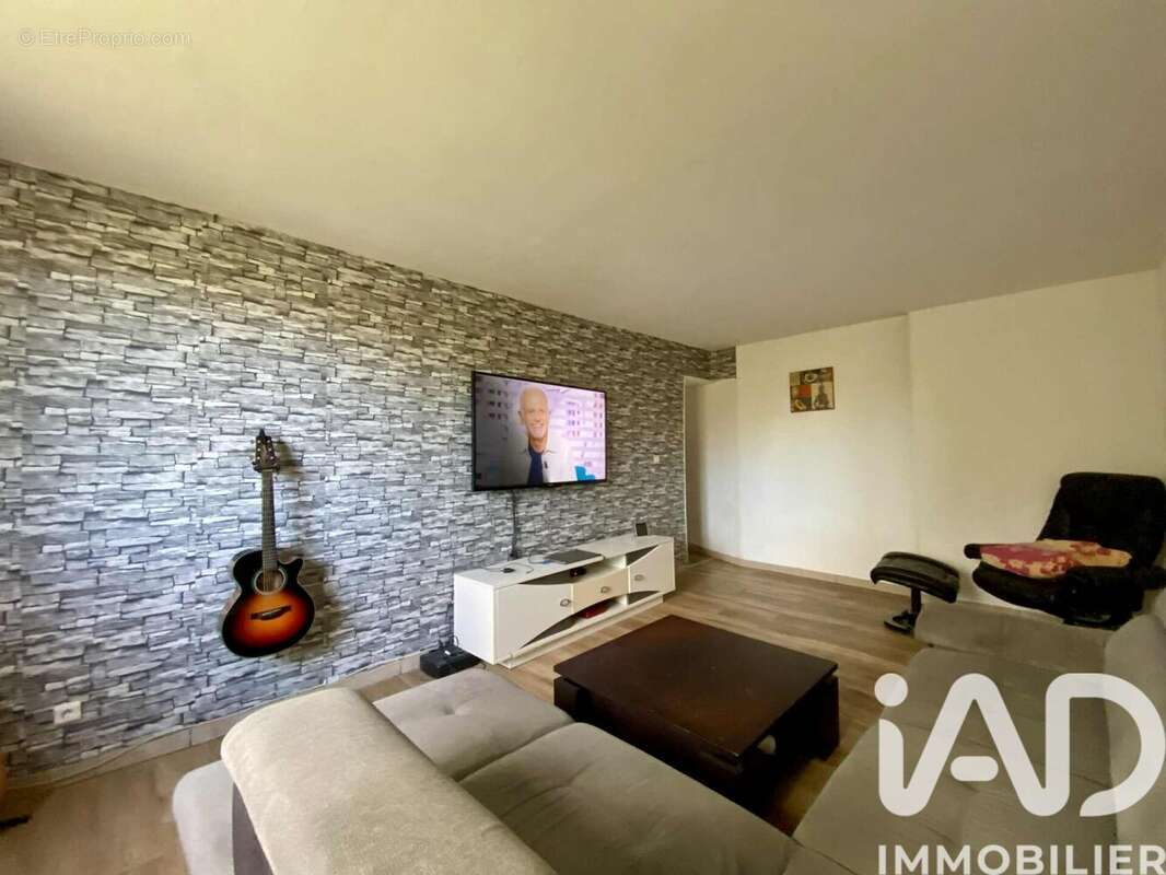 Maison 183 m² à Calignac  - photo 5