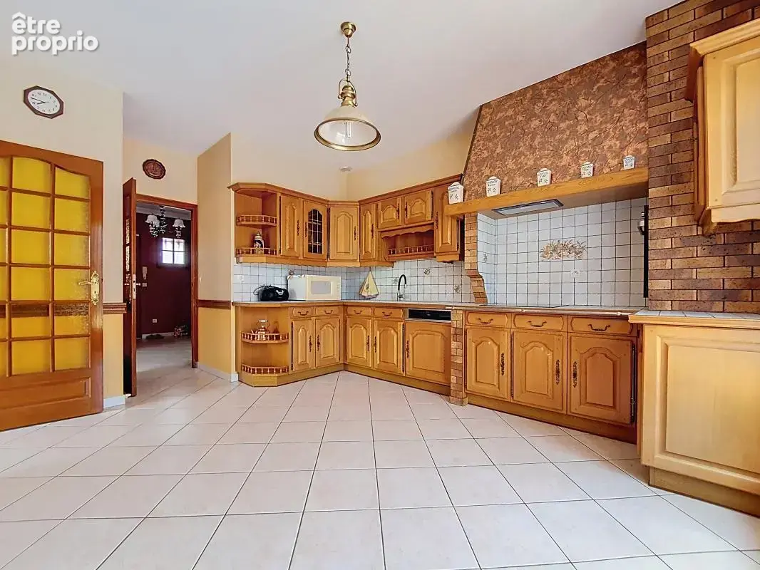 Maison - 4 Chambres - Dont 1 suite parentale - Garage - Piscine - Pool House - Jardin - Terrasse - Au calme absolu - Jolie vue d - photo 19
