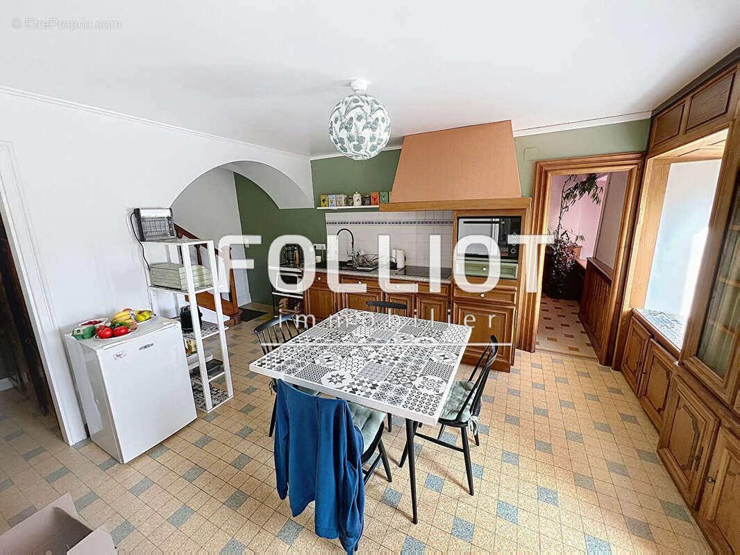 Maison à SAINT-SAUVEUR-LENDELIN