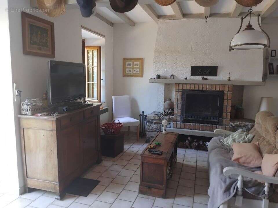 Maison 114 m² à Chatillon-En-Bazois  - photo 2
