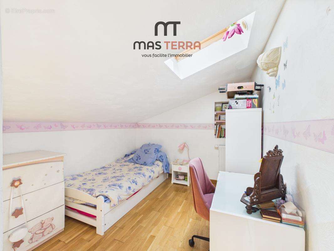 Maison 80 m² à Grasse  - photo 7