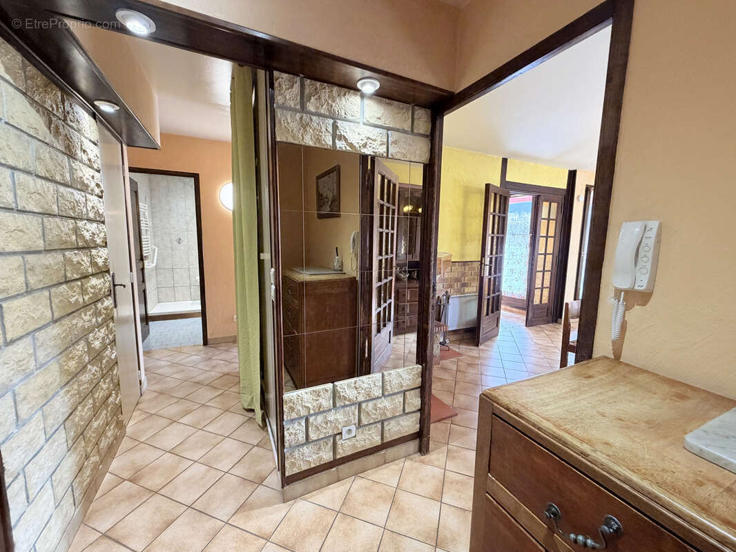 Appartement à SAINT-JEAN-DE-MAURIENNE