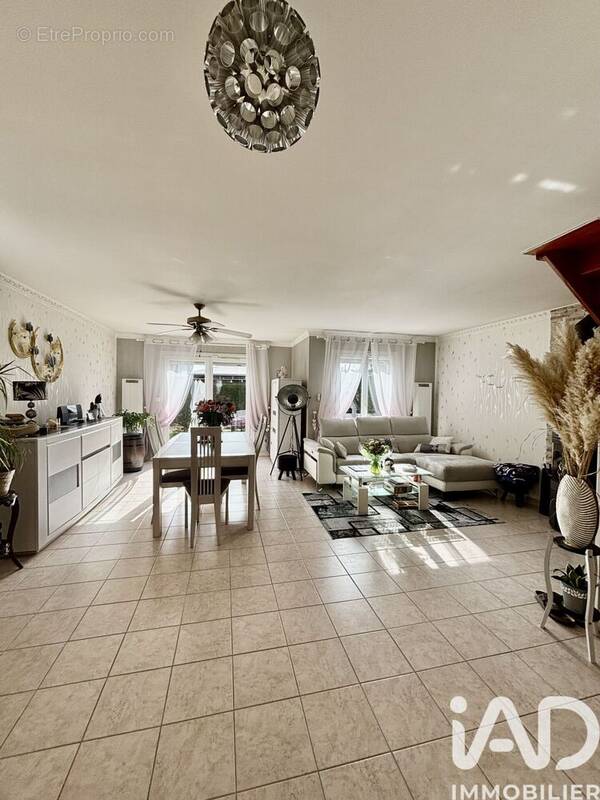 Photo 1 - Maison à ACHERES