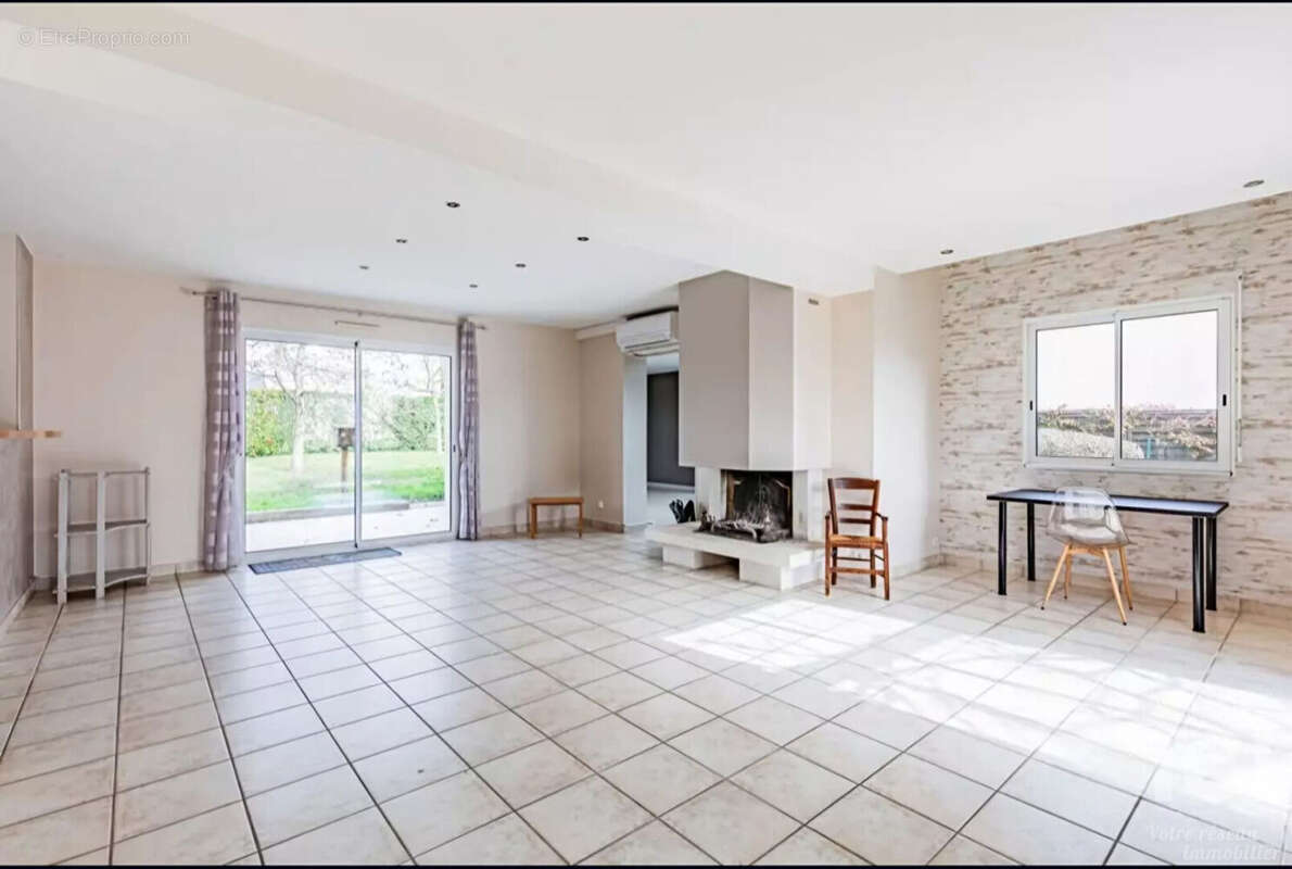 Maison Thouare Sur Loire 7 pièce(s) 165 m2 - photo 11