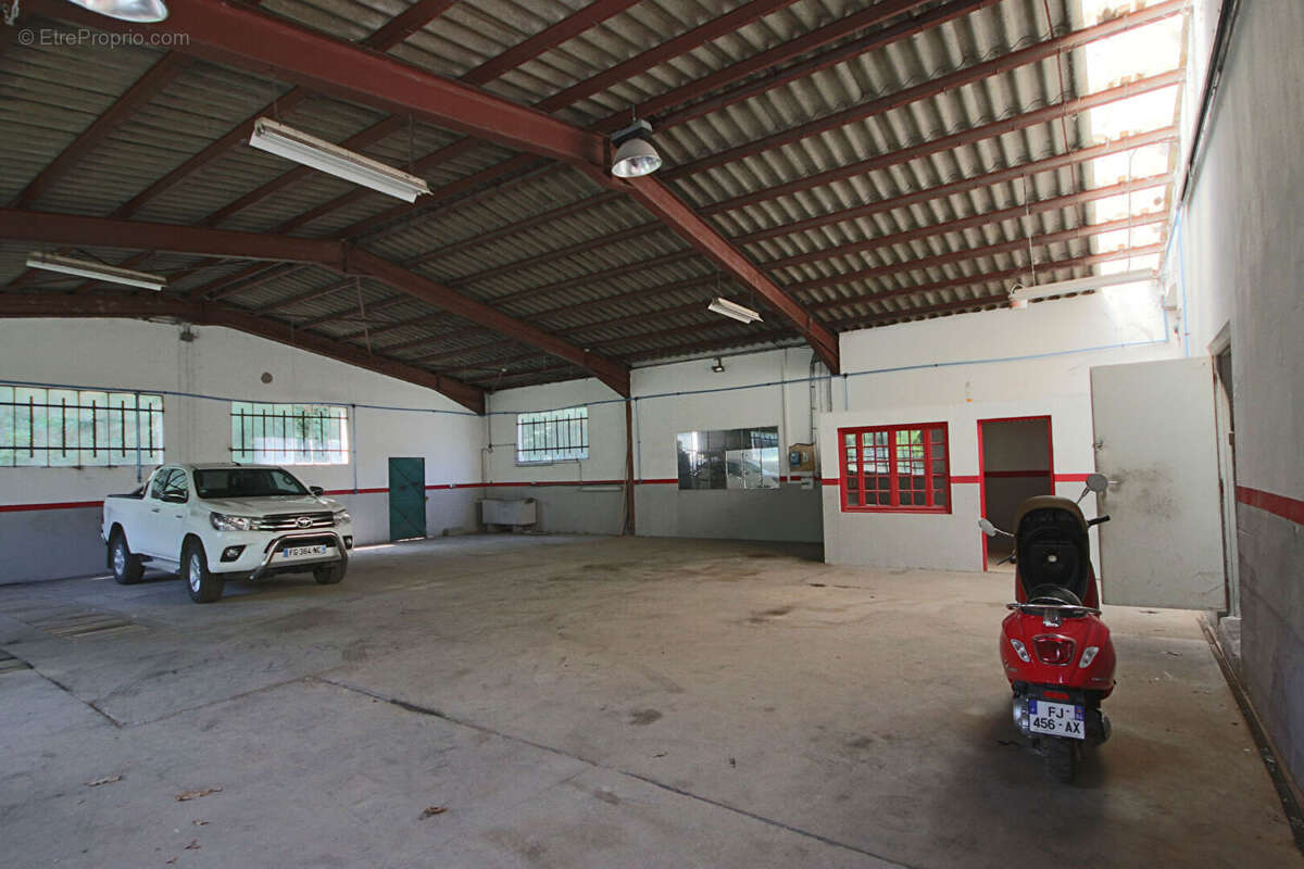 Appartement à MALAUCENE