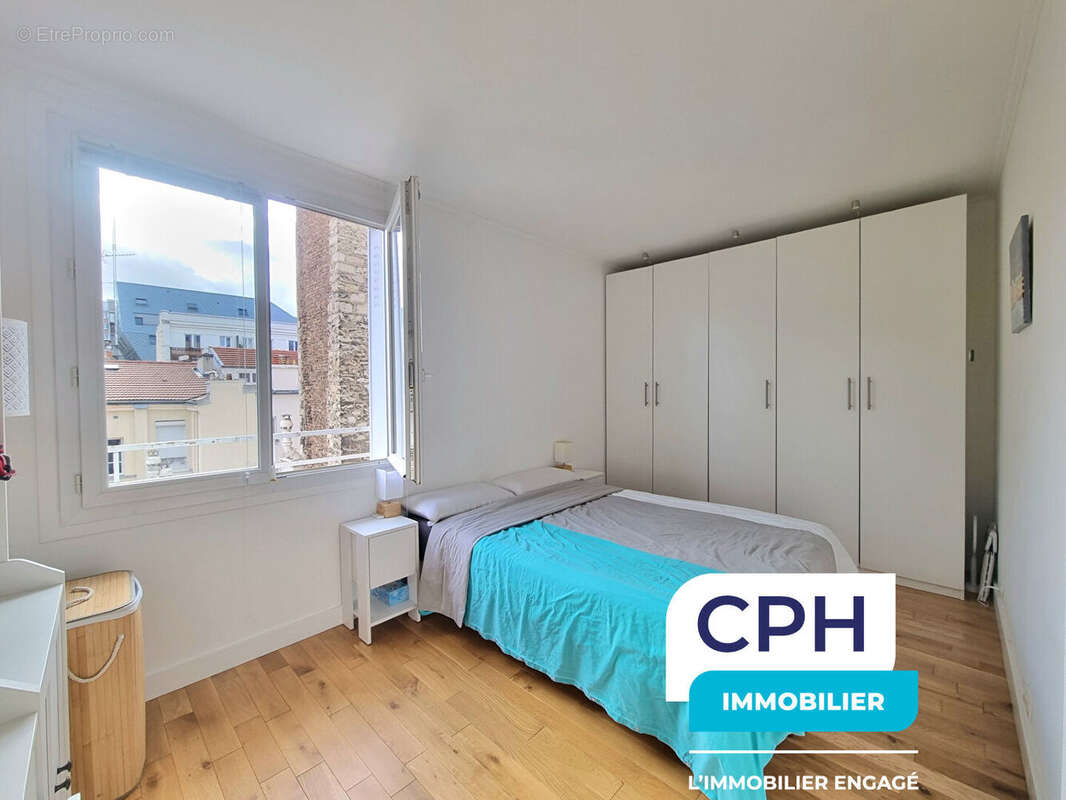 Appartement à PARIS-14E