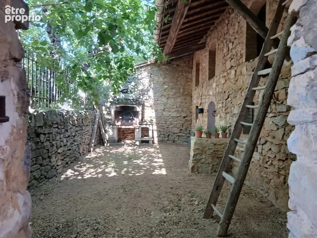 Mas de caractère à Vendre - photo 17