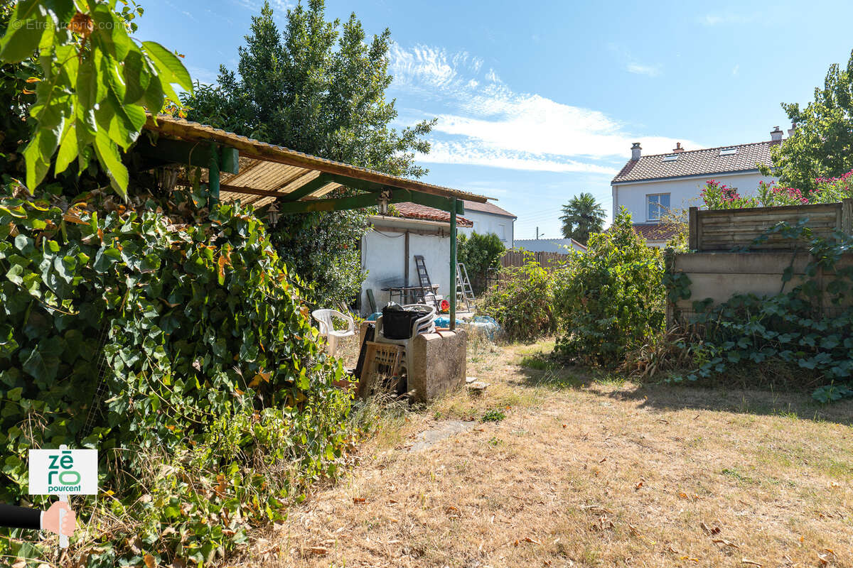 À découvrir ! Grande maison familiale de 140 m2 avec jardin de 790m2   Quartier prisé de la Profondine - photo 14