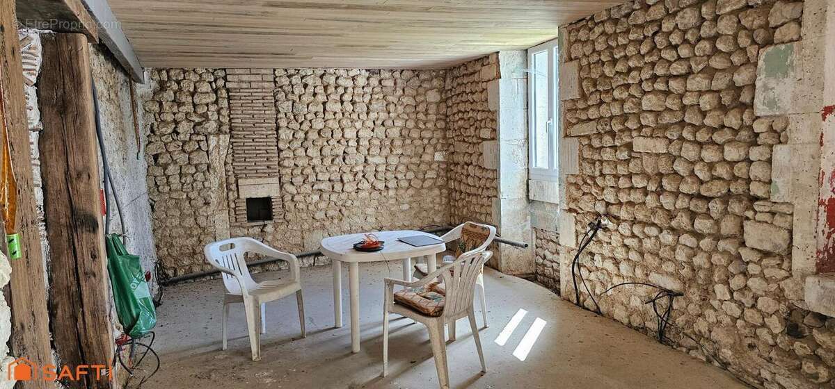 Photo 5 - Maison à NONAC