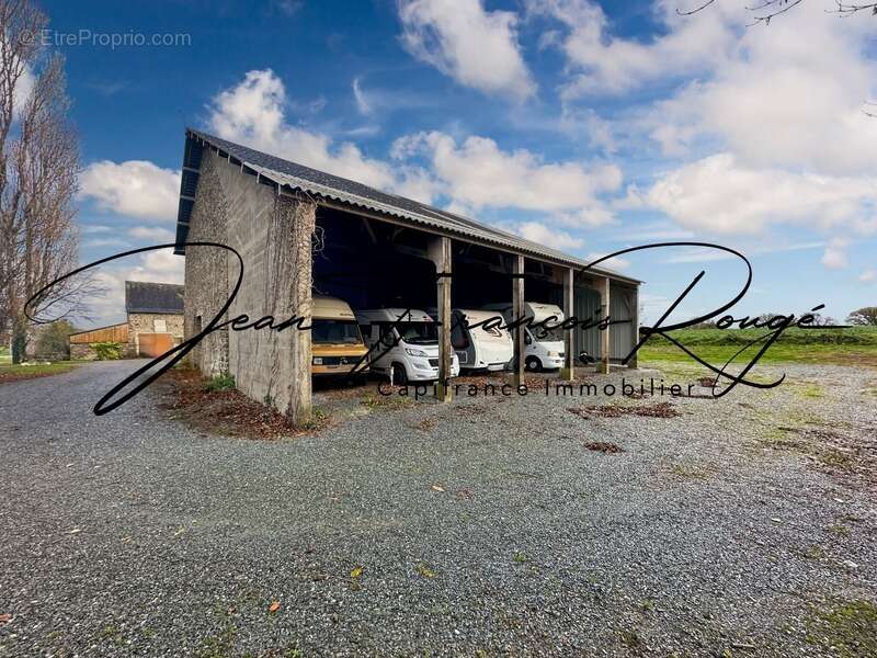 Maison à TOURVILLE-SUR-SIENNE