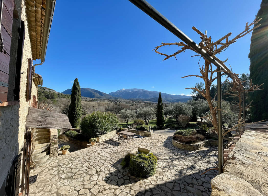 Maison à VAISON-LA-ROMAINE
