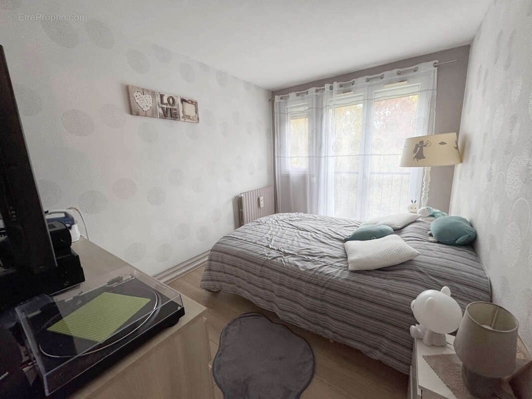 Appartement à VILLIERS-SUR-ORGE