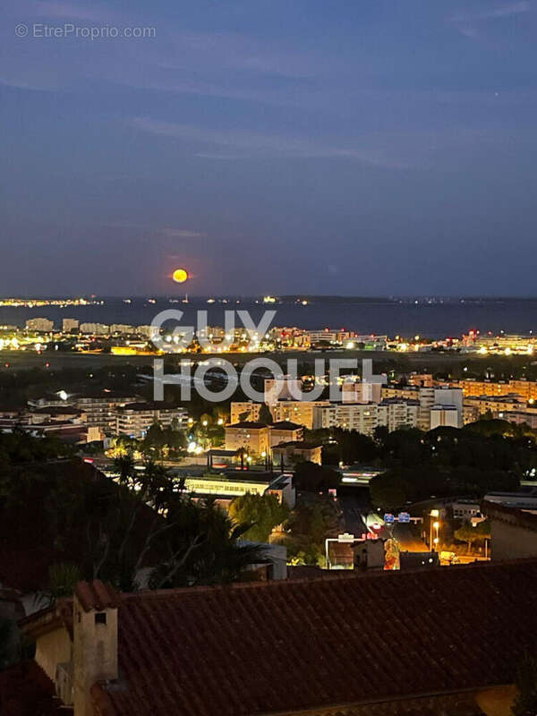 Maison à MANDELIEU-LA-NAPOULE