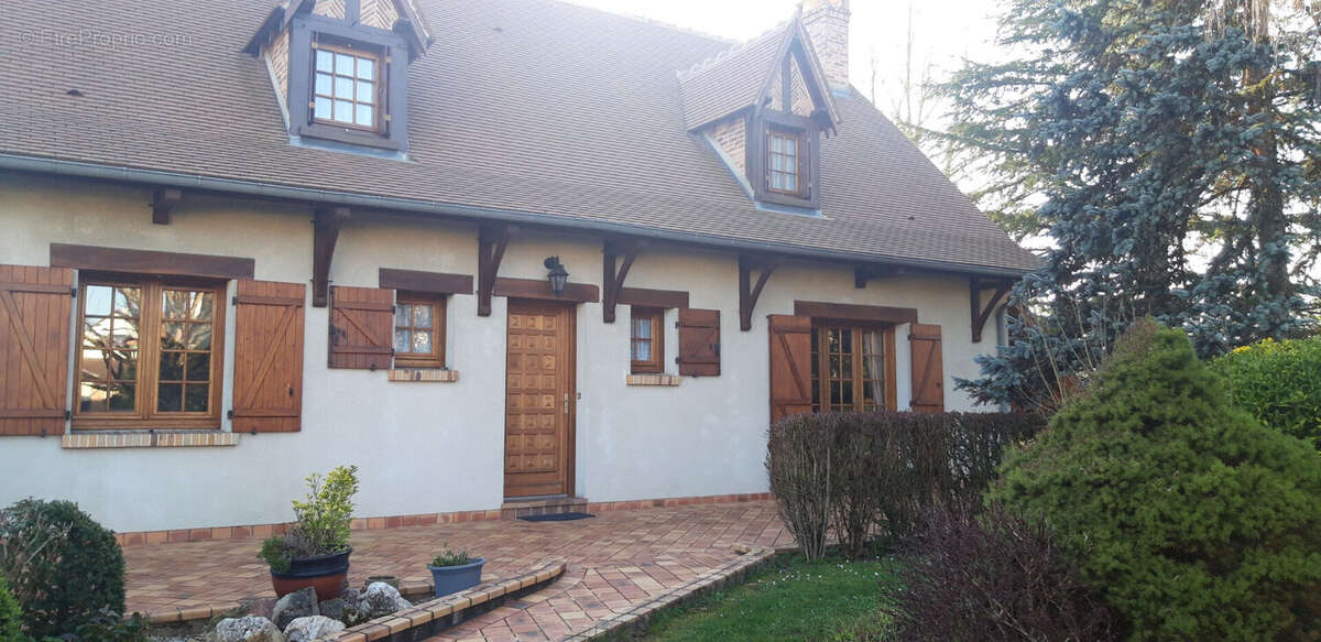 Maison à FUSSY