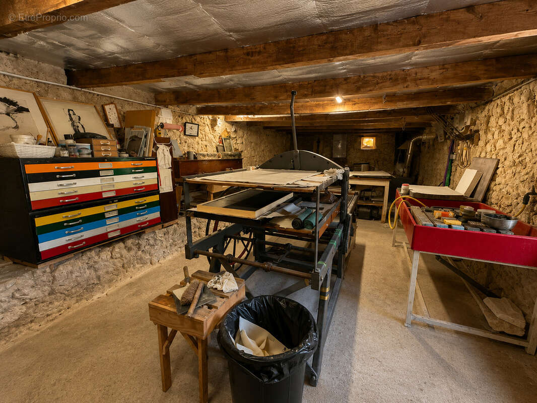 Maison à MONTAIGU-DE-QUERCY