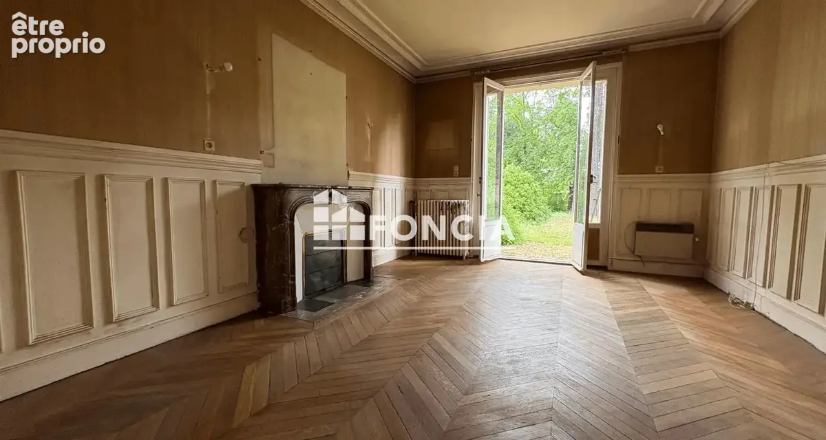 Maison de maître à rénover – Charme et potentiel au cœur de Mantes-la-Jolie - photo 2