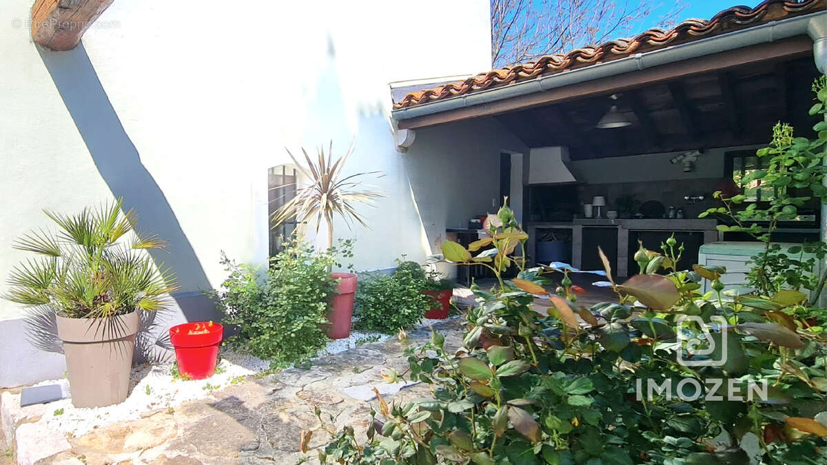 Maison à BRIGNOLES