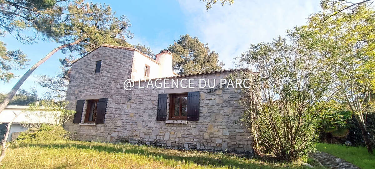 Maison à SAINT-GEORGES-DE-DIDONNE