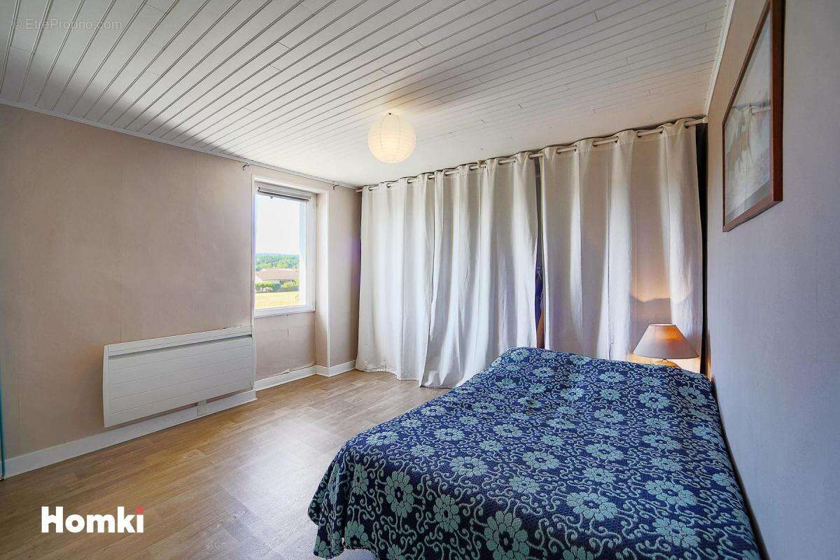 Maison/Villa T5 de 120 m2 à Laboutarie 81120 - photo 7