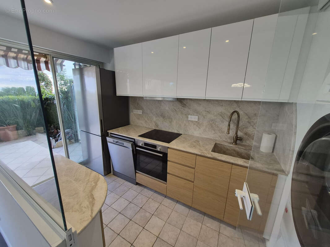 Appartement à ROQUEBRUNE-CAP-MARTIN