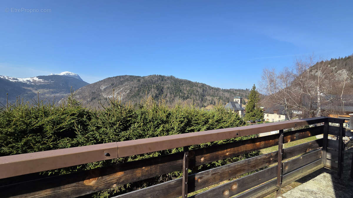 Maison à ARACHES-LA-FRASSE