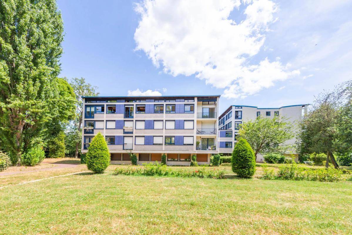 Appartement à LOUVECIENNES