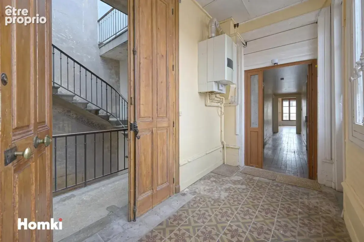 Appartement T4 de 105 m² à Belley 01300, Place des Terreaux - photo 11