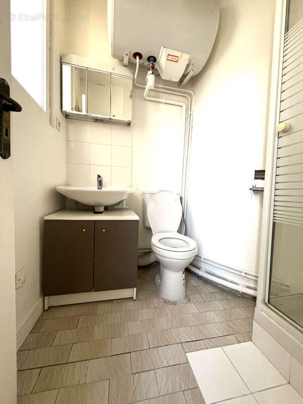 Appartement à PARIS-20E