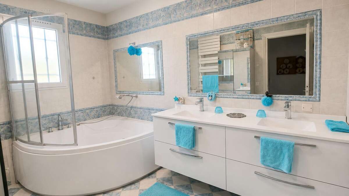 Coup de coeur - villa - 5 pieces - centre draguignan - photo 13