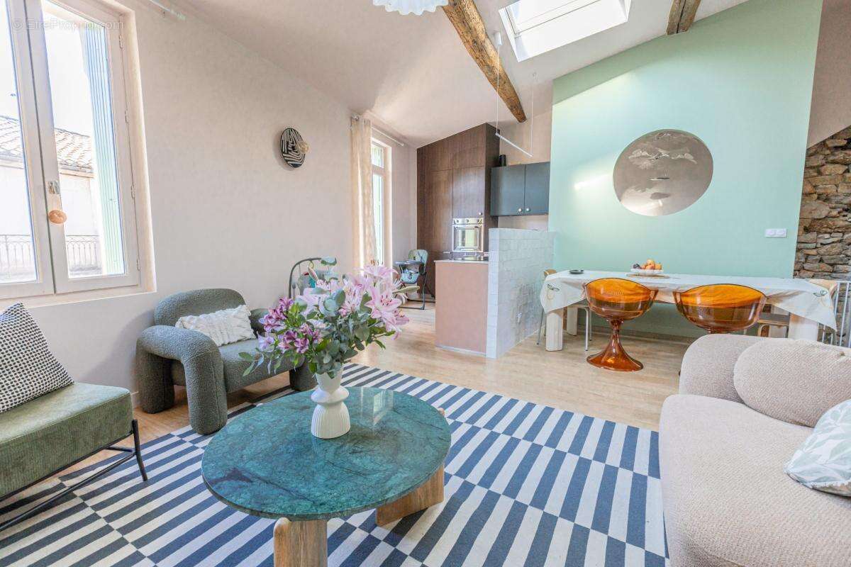 Maison à COURNONTERRAL