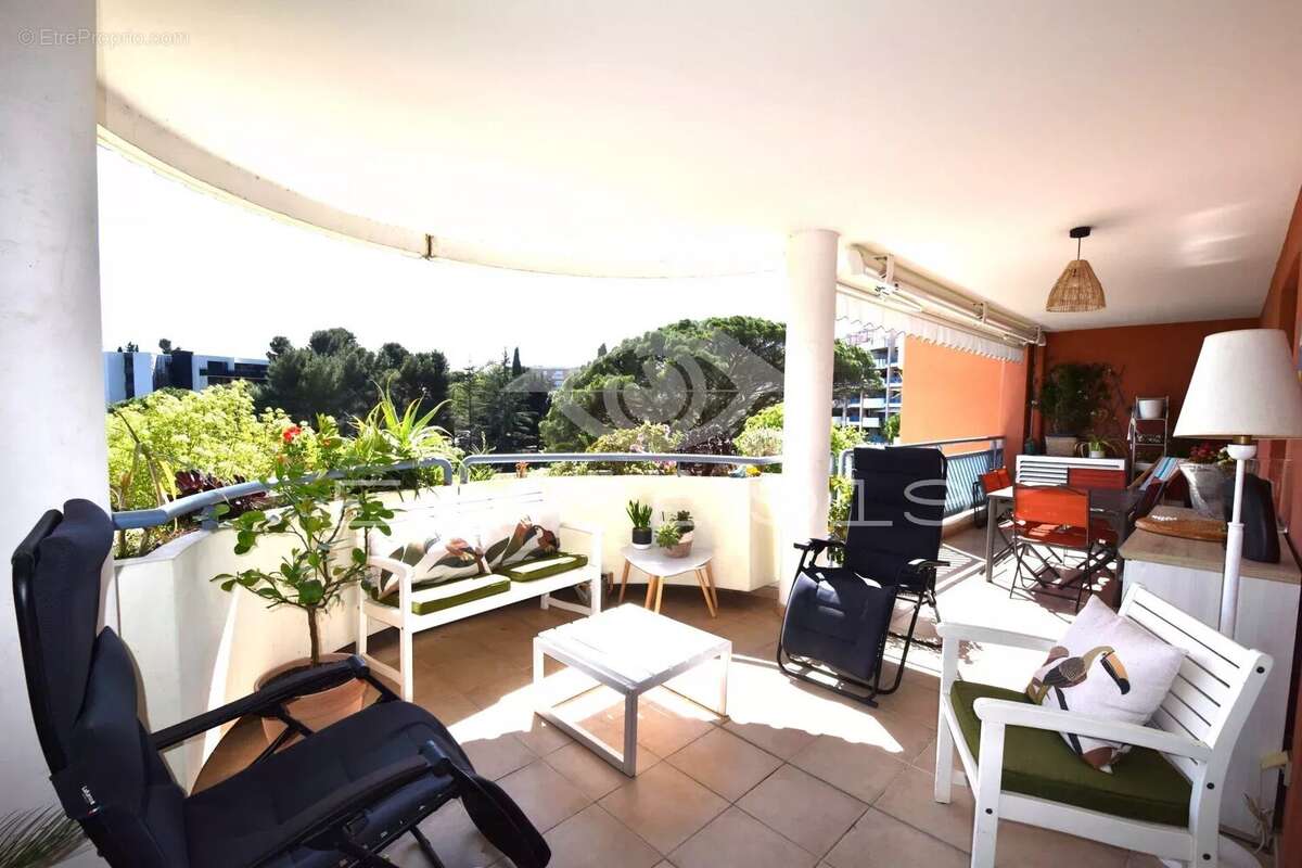 3/4 pieces 95,40 m² - piscine -tennis - golf - photo 8