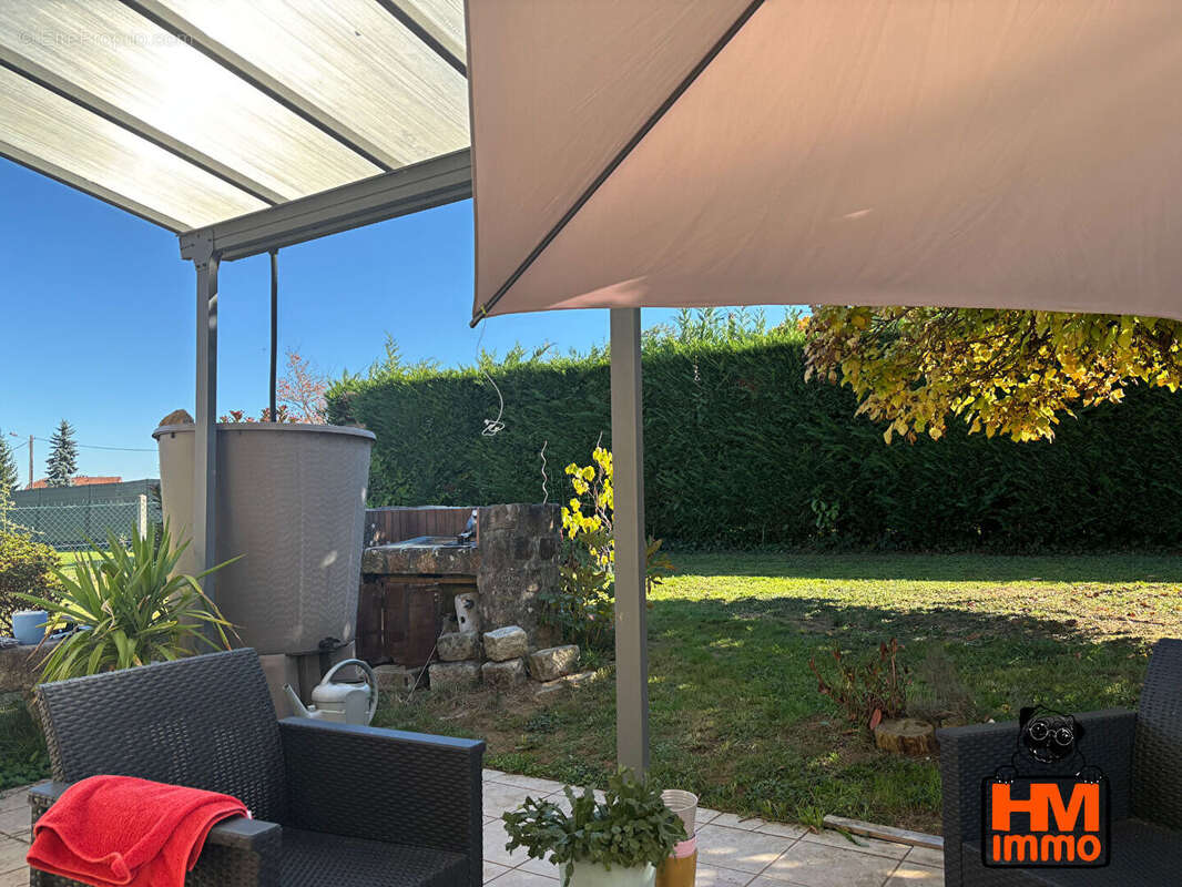 Maison à CONDAT-SUR-VIENNE