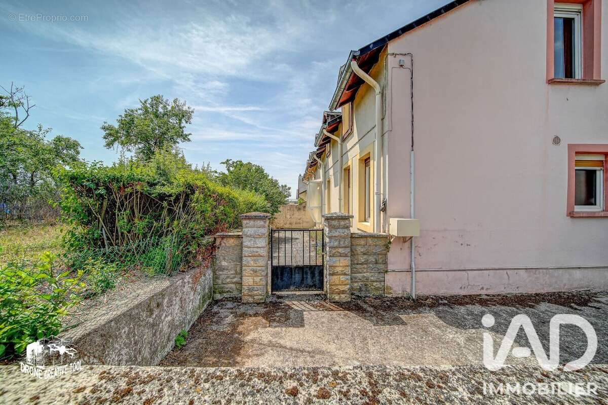 Maison 74 m² à Distroff  - photo 2