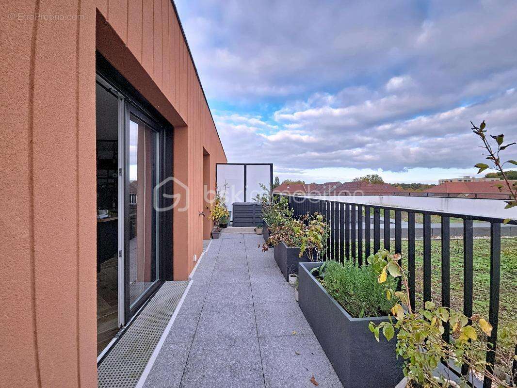 Appartement à ROISSY-EN-BRIE