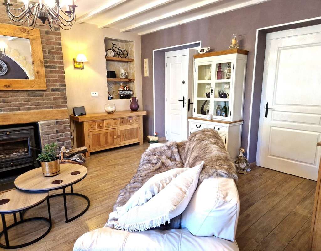 Maison à SAINTE-ALVERE