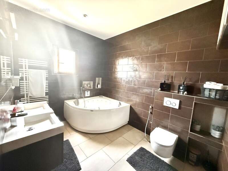 Maison à PERDREAUVILLE