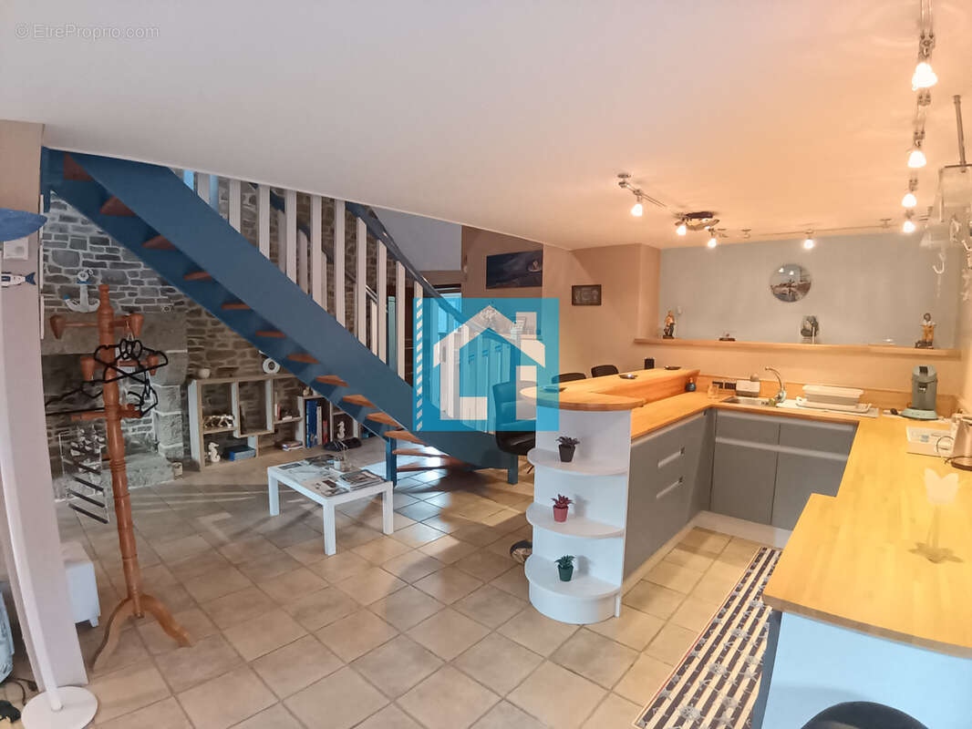 Maison à SAINT-AUBIN-DES-PREAUX