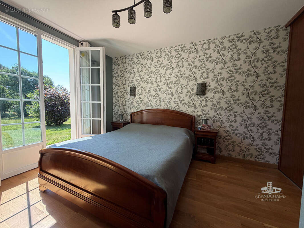 Maison Grandchamp Des Fontaines 7 pièce(s) 171.38 m2 - photo 5