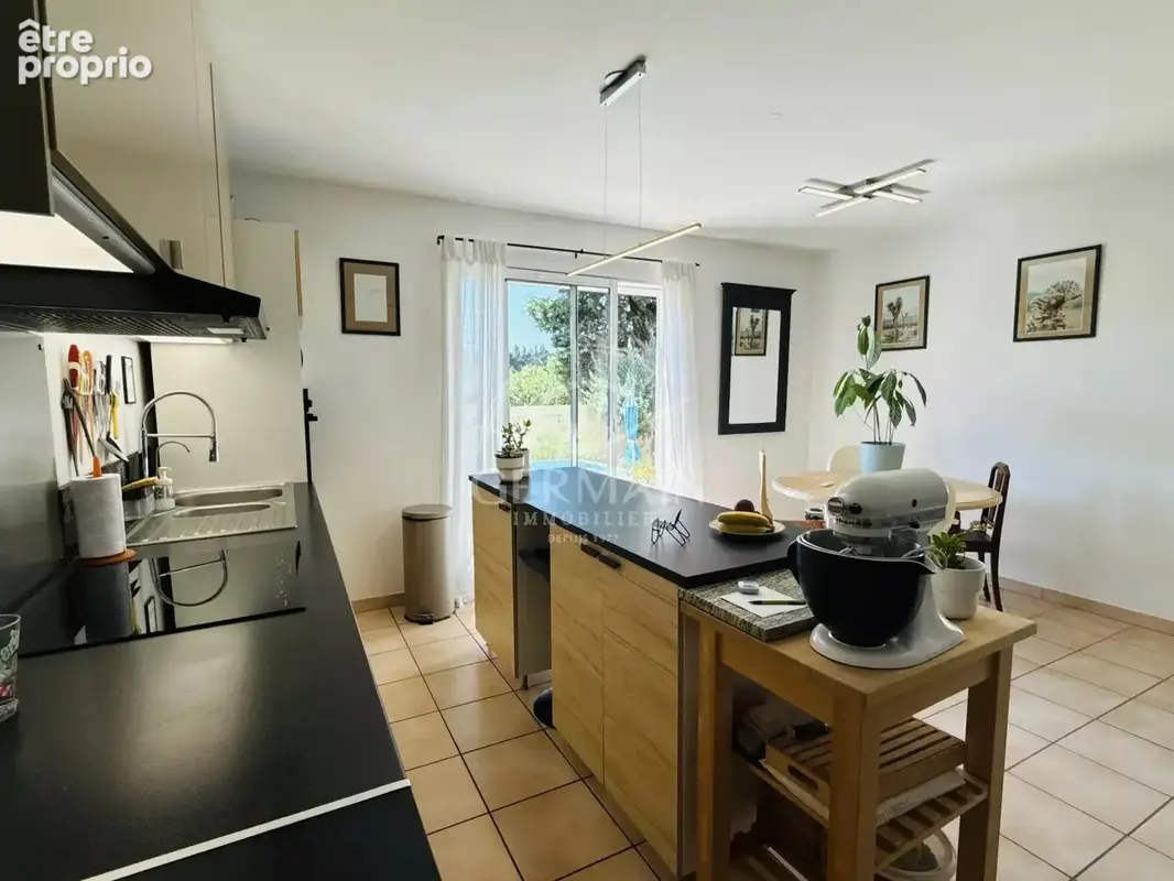 L'Isle-sur-la-Sorgue, à vendre, maison de plain-pied dans une résidence sécurisée à deux pas du centre-ville. - photo 13