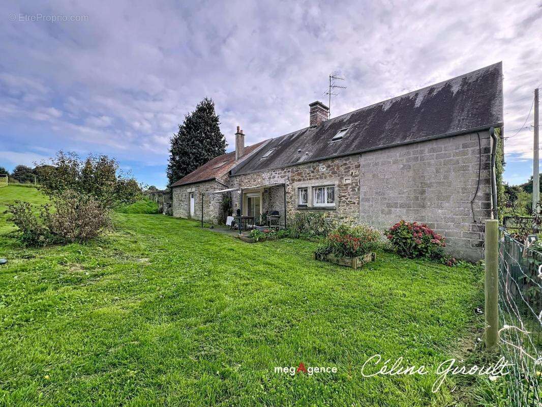 Maison à SAINT-JEAN-DE-LA-HAIZE