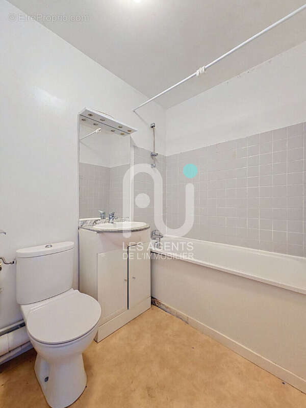 Studio 26m2 + balcon et place de parking - photo 5