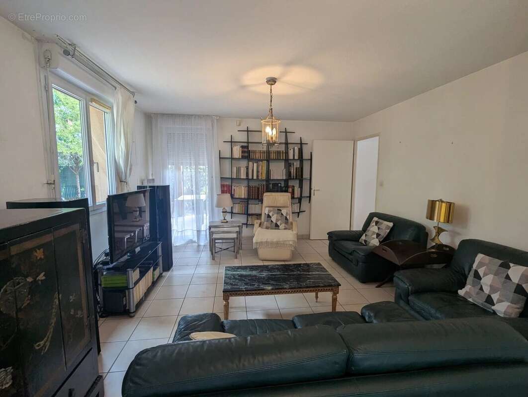 A vendre - villa t4 + garage - chapitre - photo 5