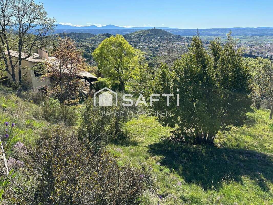Maison 191 m² à Manosque  - photo 3
