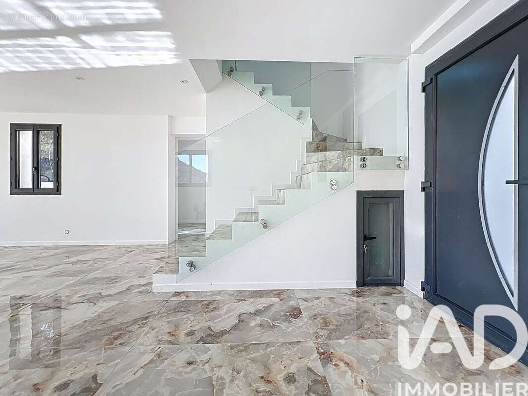 Photo 3 - Maison à TOULON