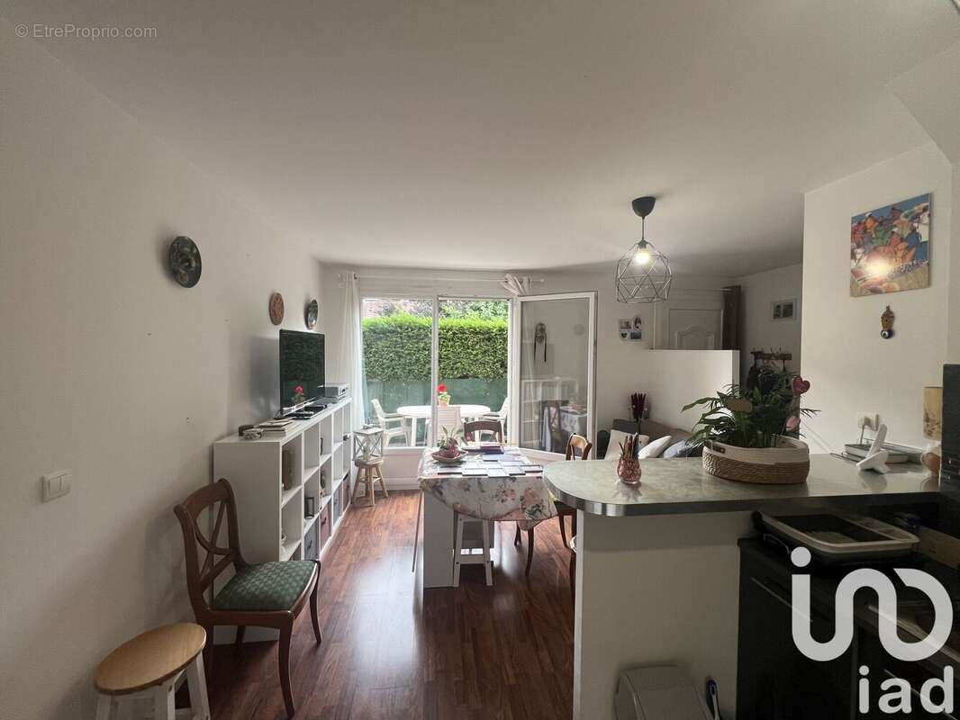 Photo 8 - Appartement à SAINT-GERMAIN-LES-CORBEIL