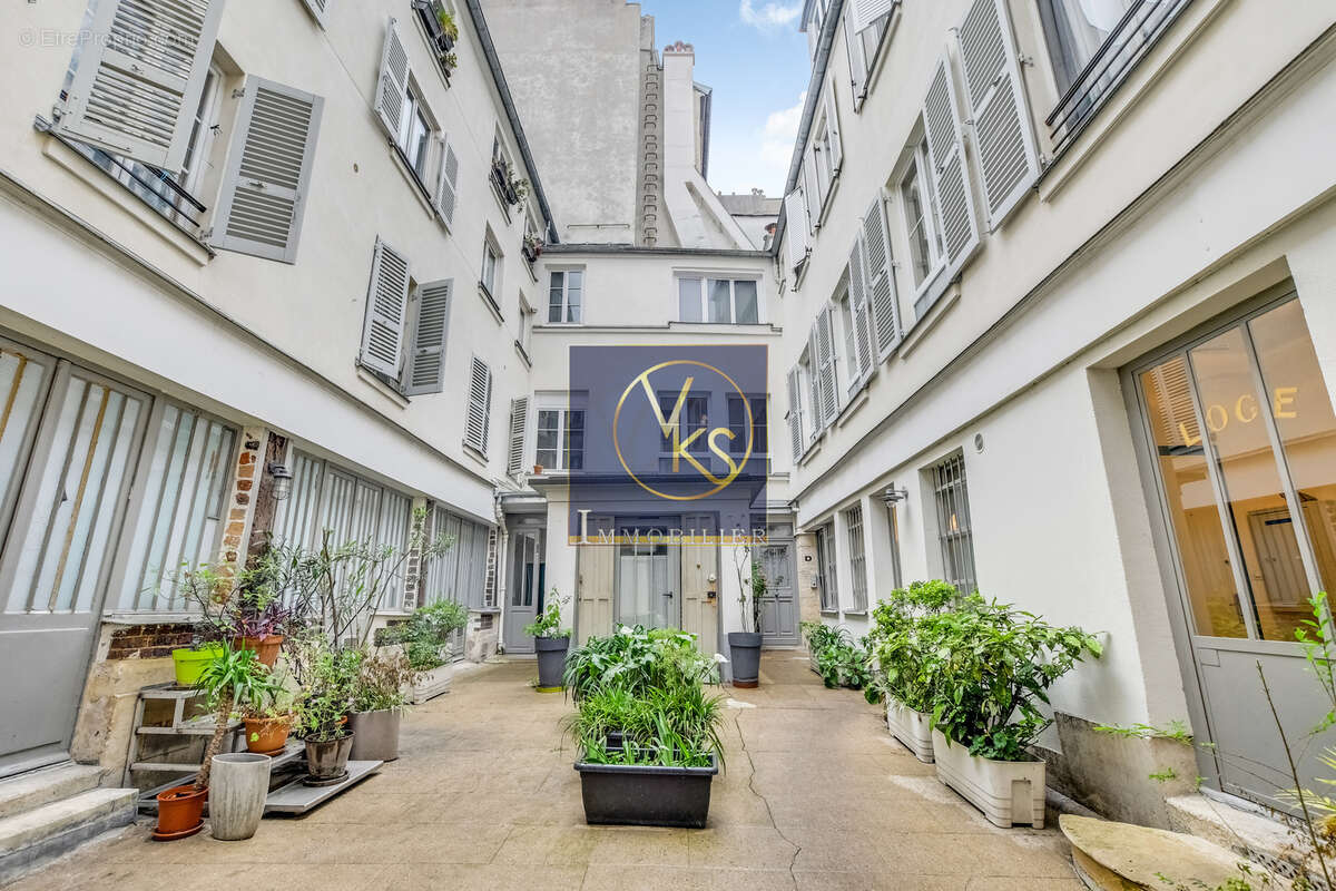 Appartement à PARIS-9E