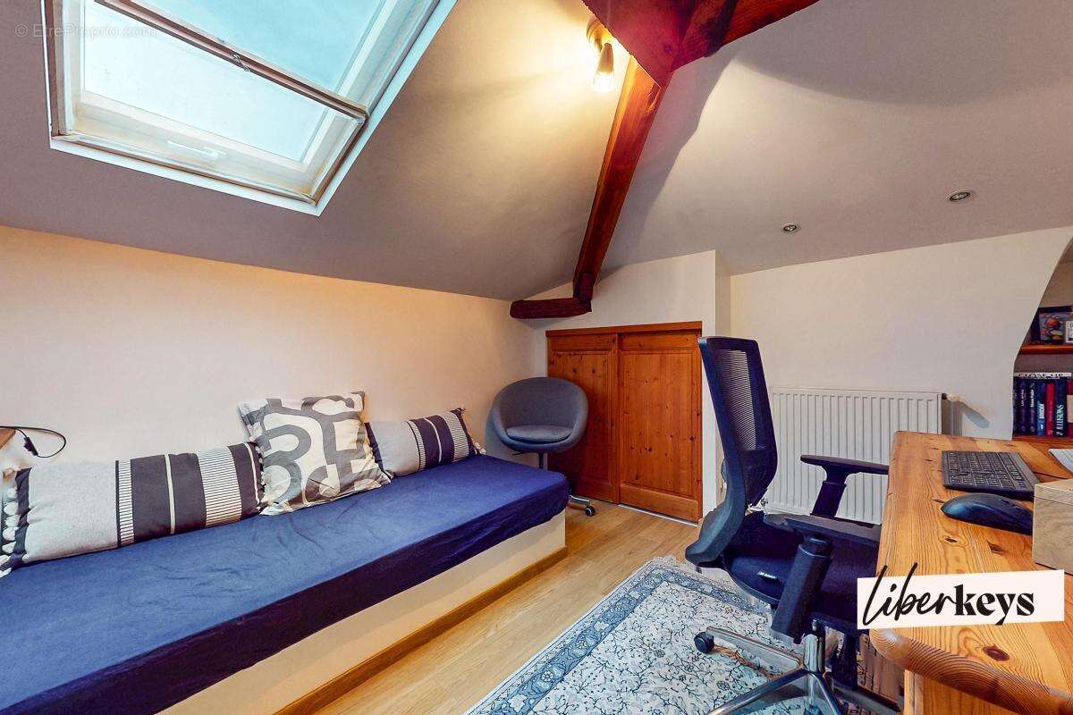 Duplex de charme de 87 m² – Dernier étage d'une maison bourgeoise – Terrasse tropézienne - photo 10
