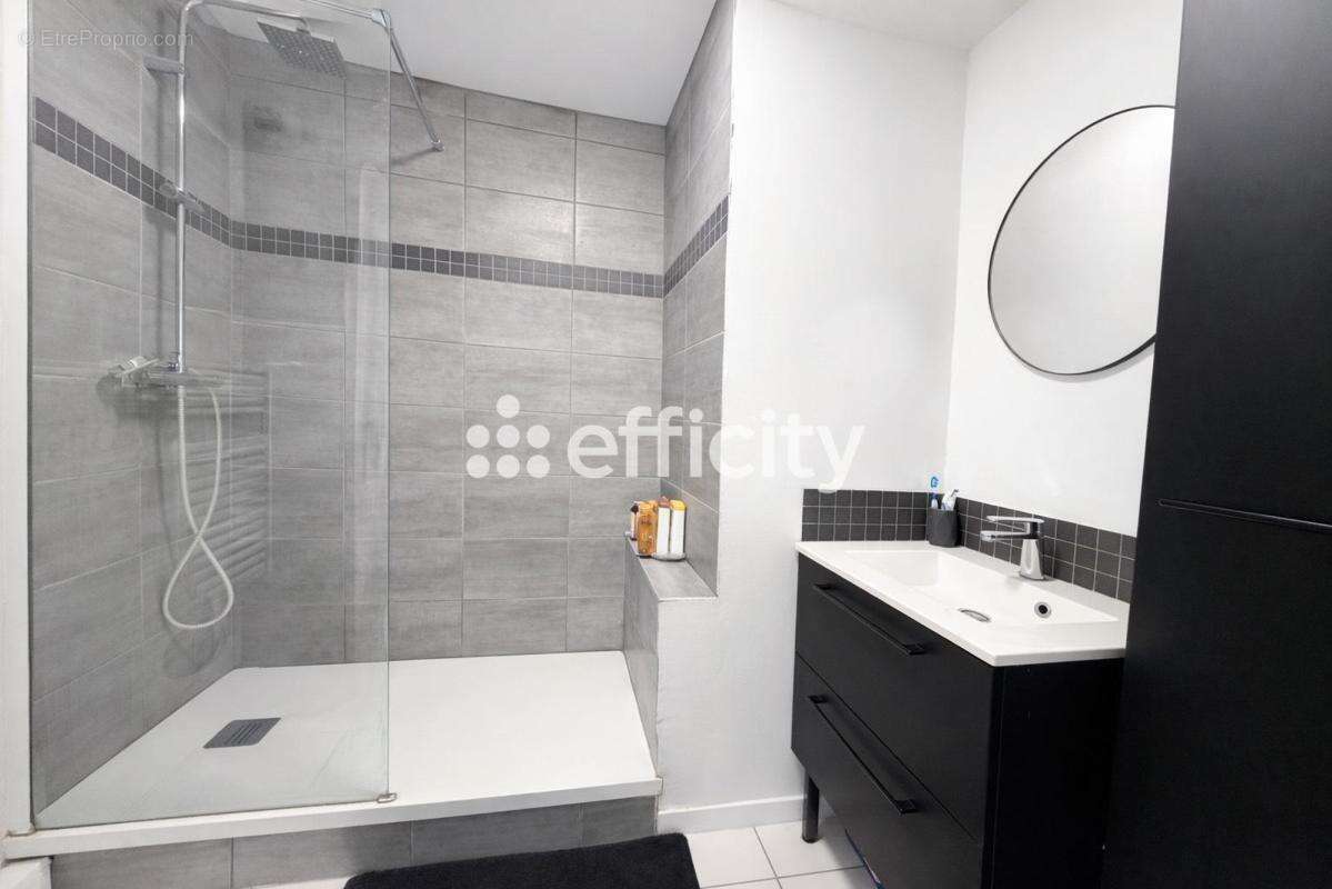 Appartement à MARCQ-EN-BAROEUL