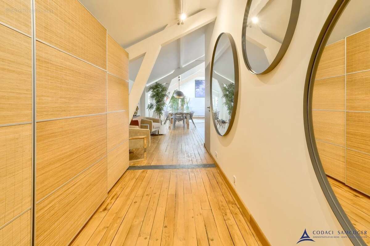 Loft - Quartier Pierre et Marie Curie - Ivry Sur Seine 5 pièce(s) 164.76 m2 - photo 9
